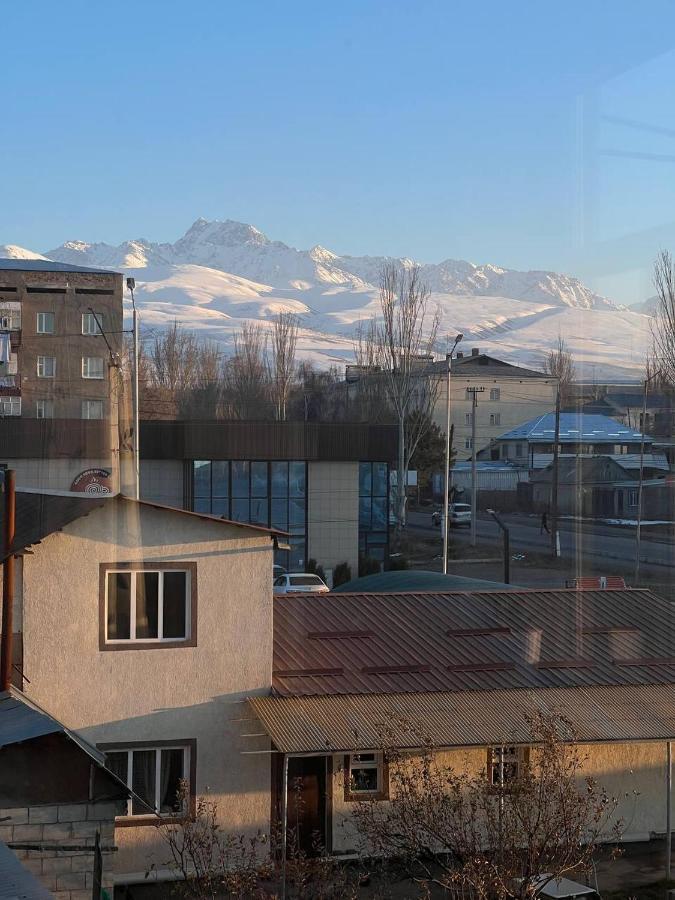 Emir Guest House In Каракол Екстериор снимка